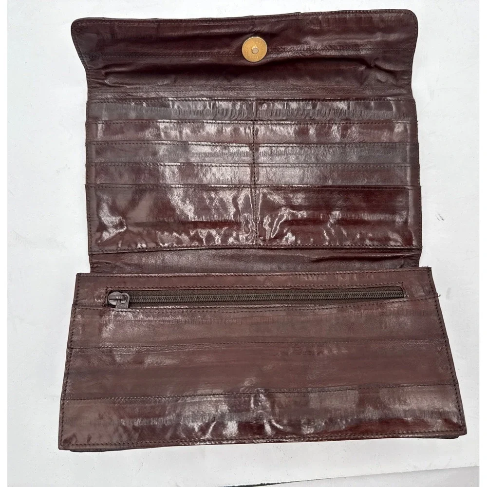 The Unbranded Brand vintage eel